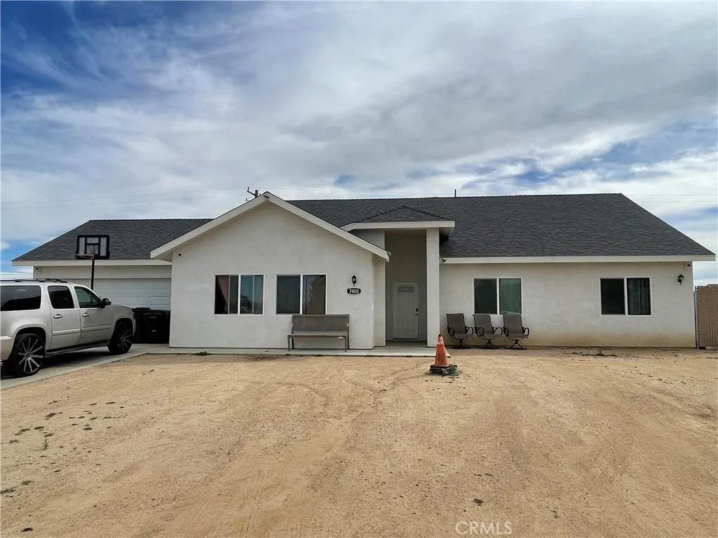 7800 Bay Avenue - Photo 1