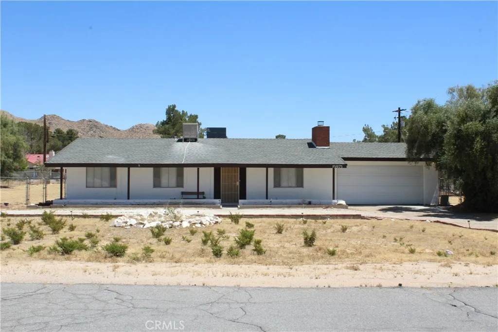 15975 Venango Road - Photo 1