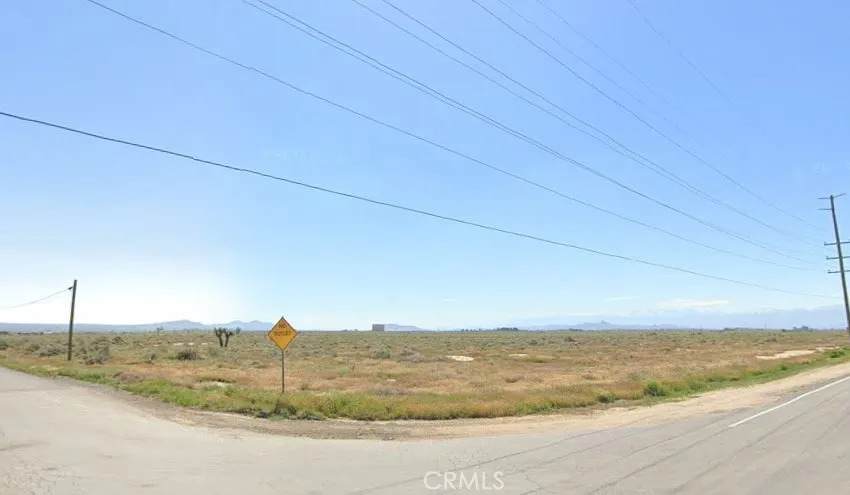 0 Avenue F-8 - Photo 1