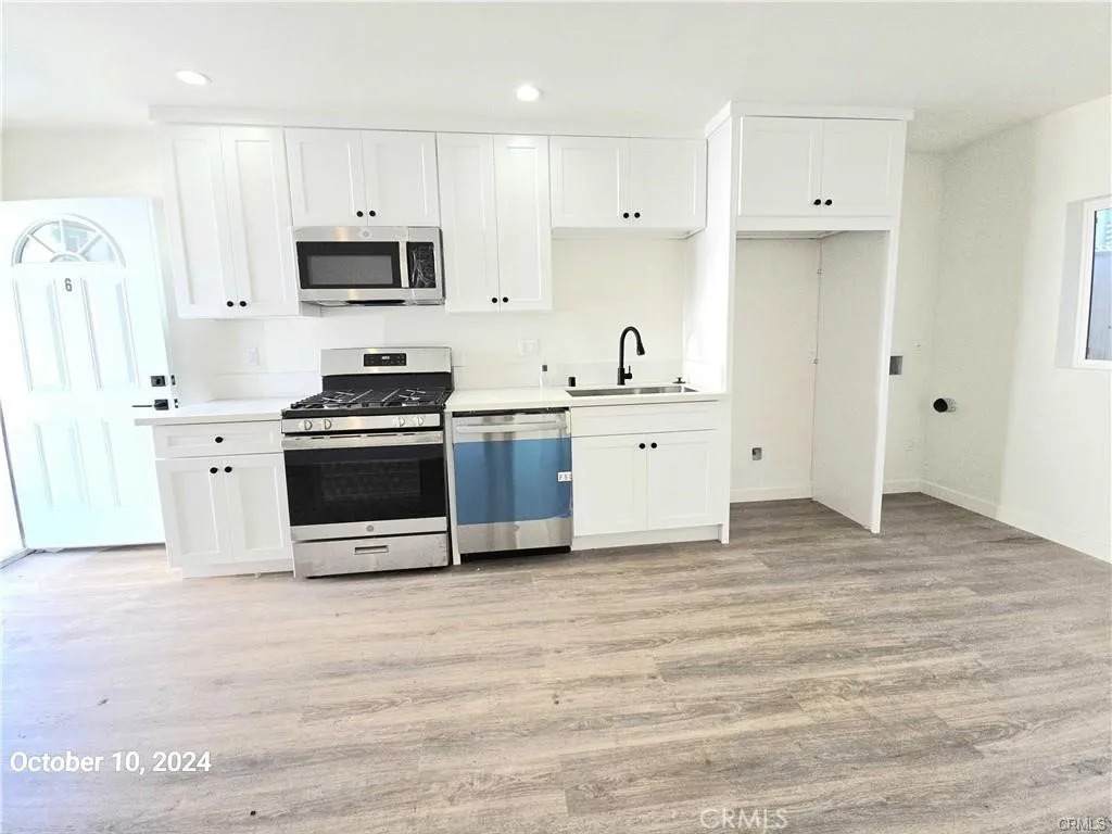 8524 Beverlywood Street - Photo 1