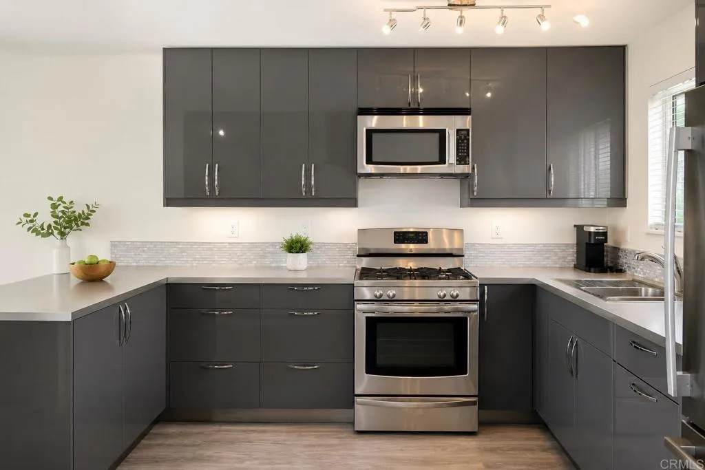 173 Palm Avenue - Photo 1