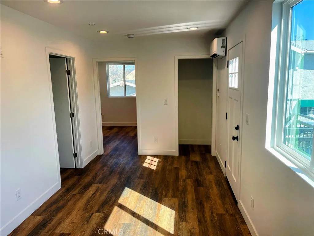 1809 Gramercy Place - Photo 1