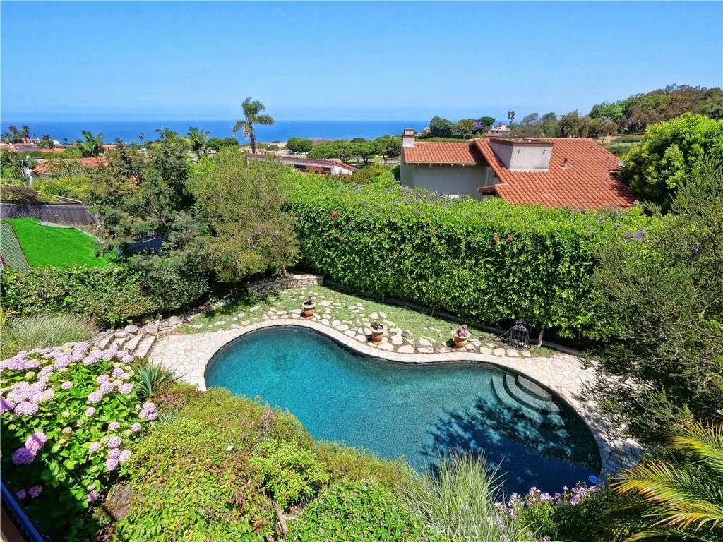 345 Palos Verdes Drive - Photo 1