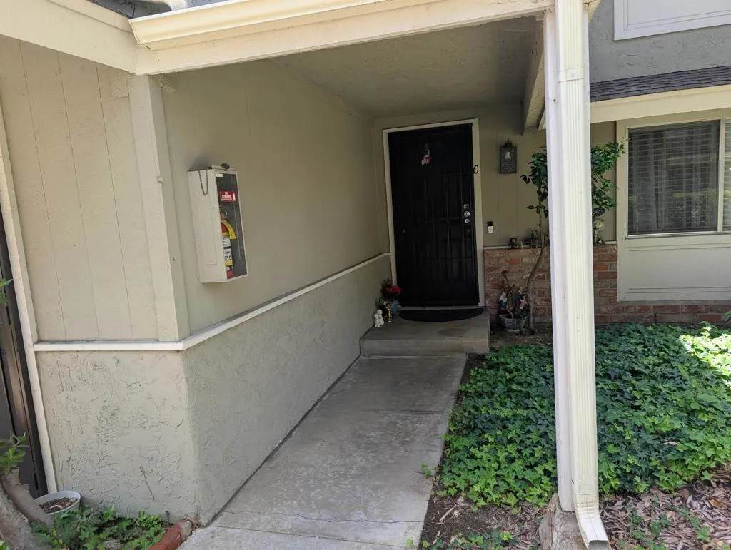 971 Amistad Place - Photo 1