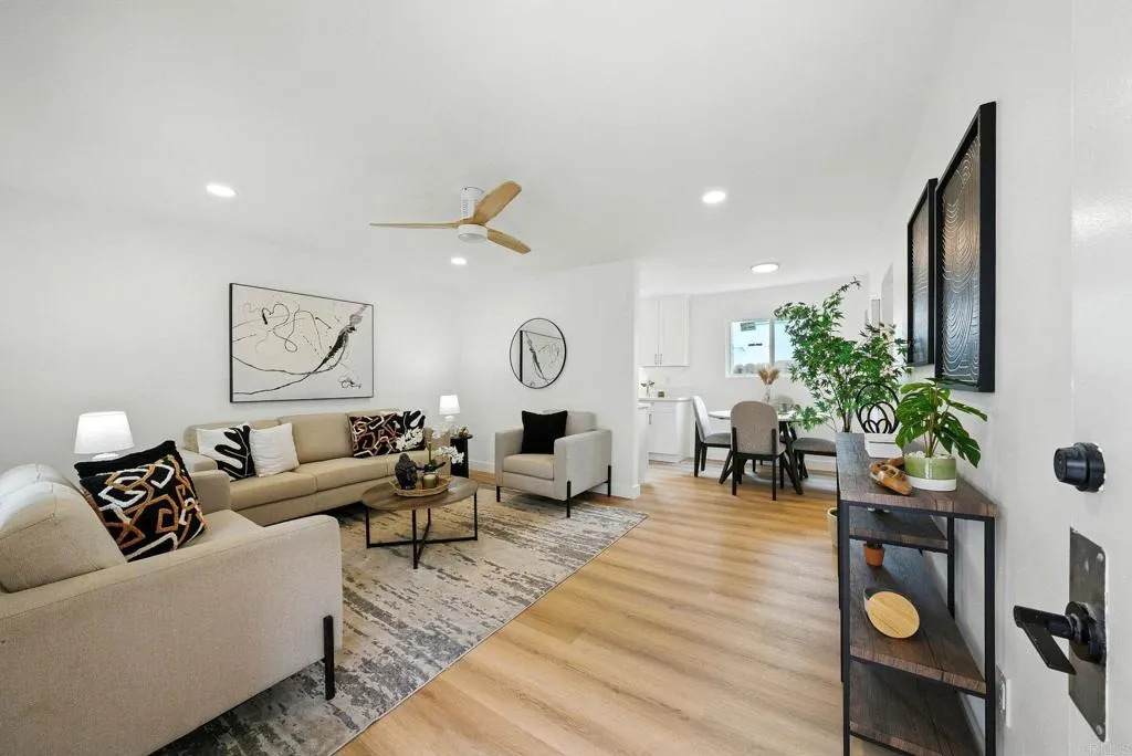 4161 Winona Avenue - Photo 1