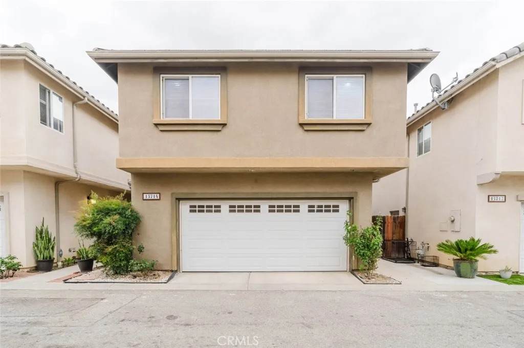 13714 Deane Lane - Photo 1