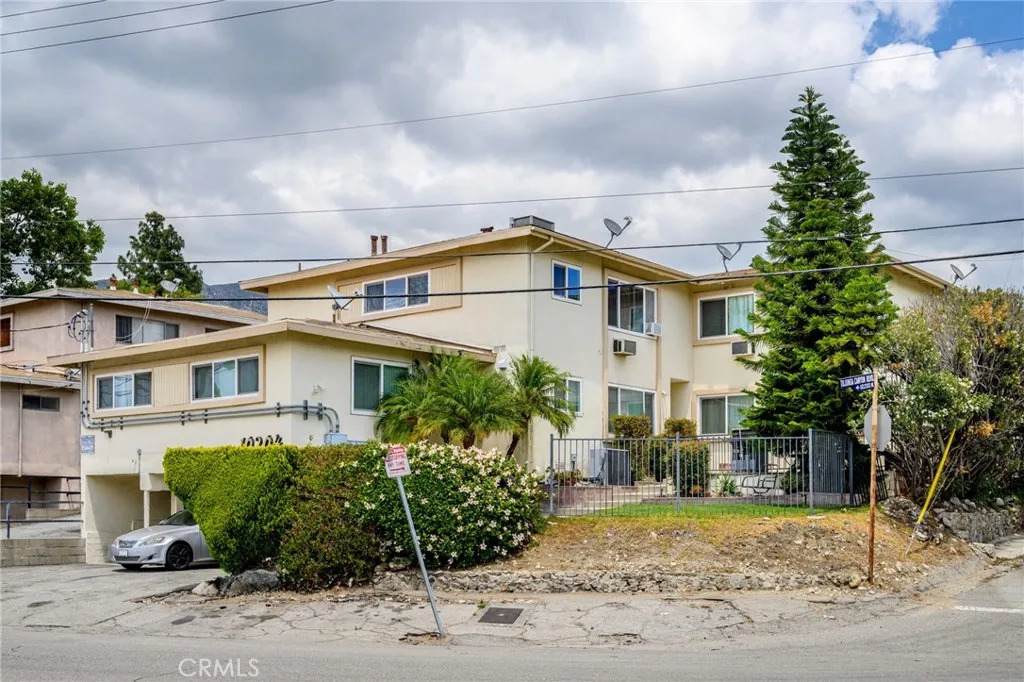 10204 Tujunga Canyon - Photo 1