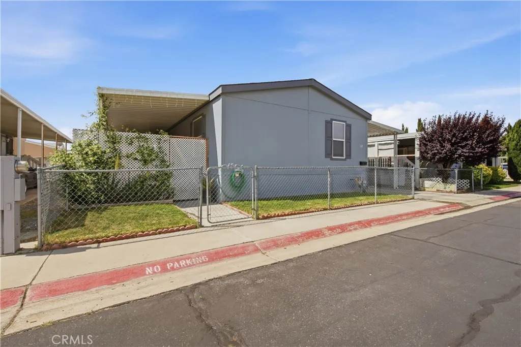 2545 E Avenue I - Photo 1