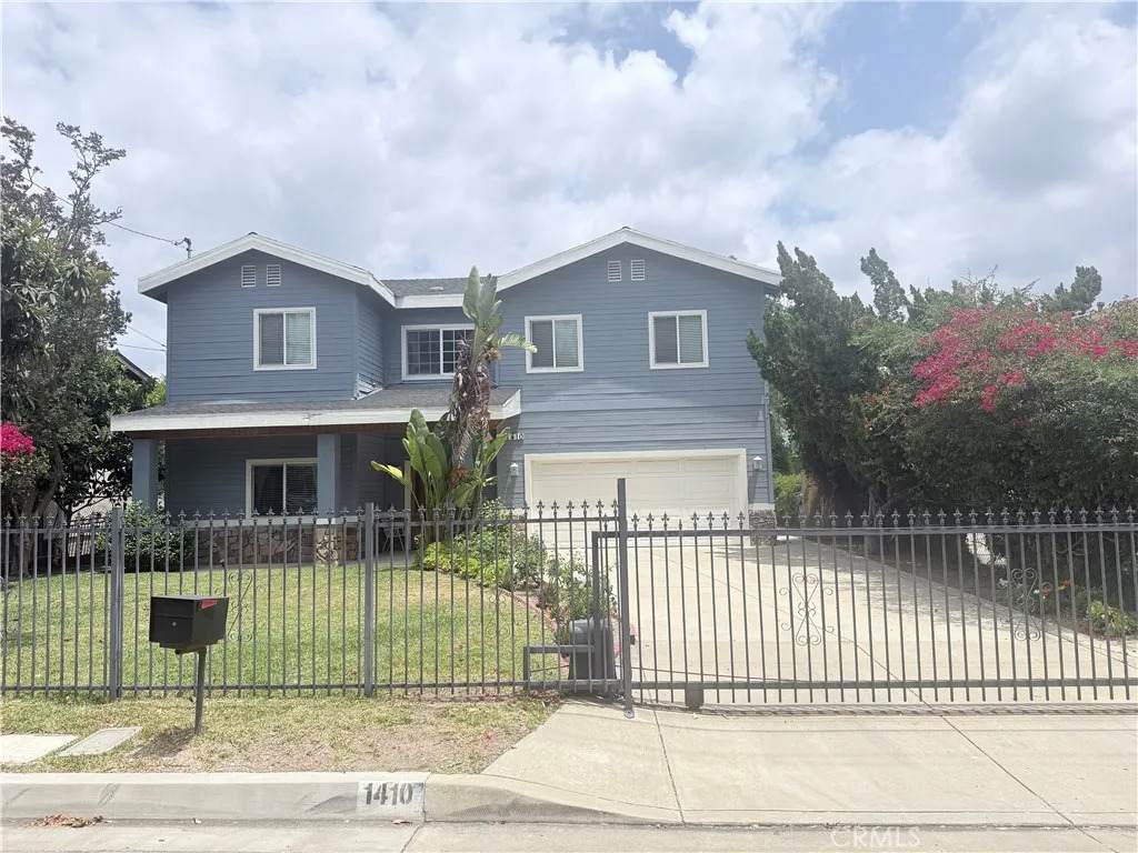 1410 Encino - Photo 1
