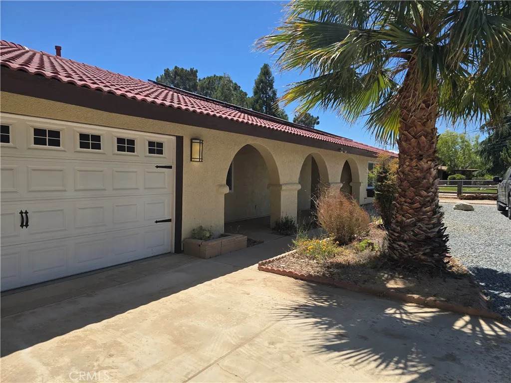 7215 Lyons - Photo 1
