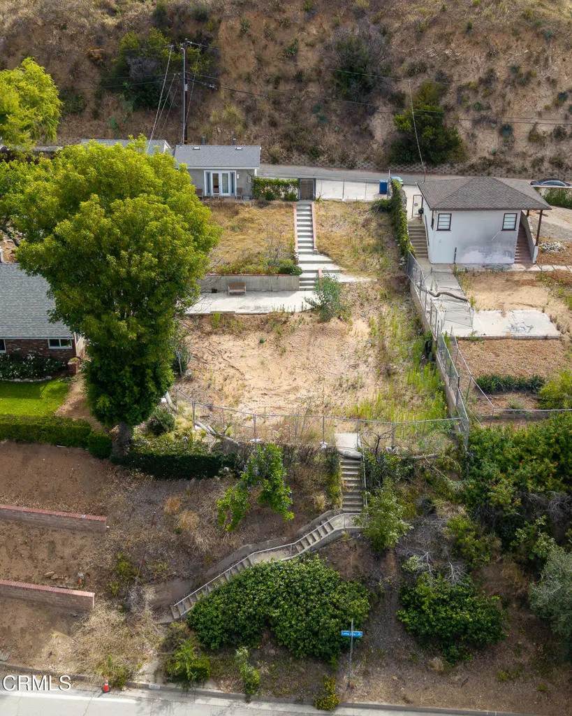 1205 Loma Alta - Photo 1