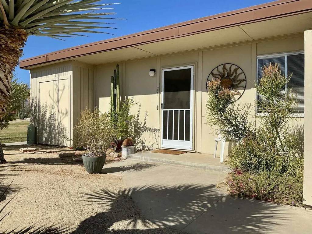 3170 Club Circle - Photo 1