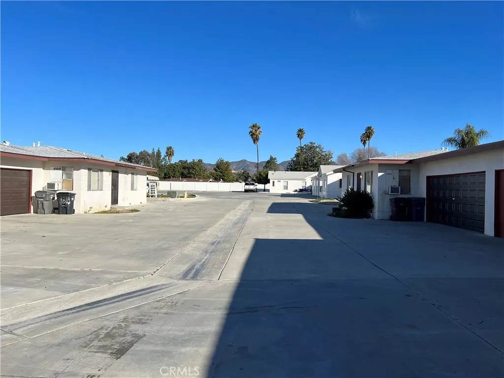 41818 Acacia - Photo 1