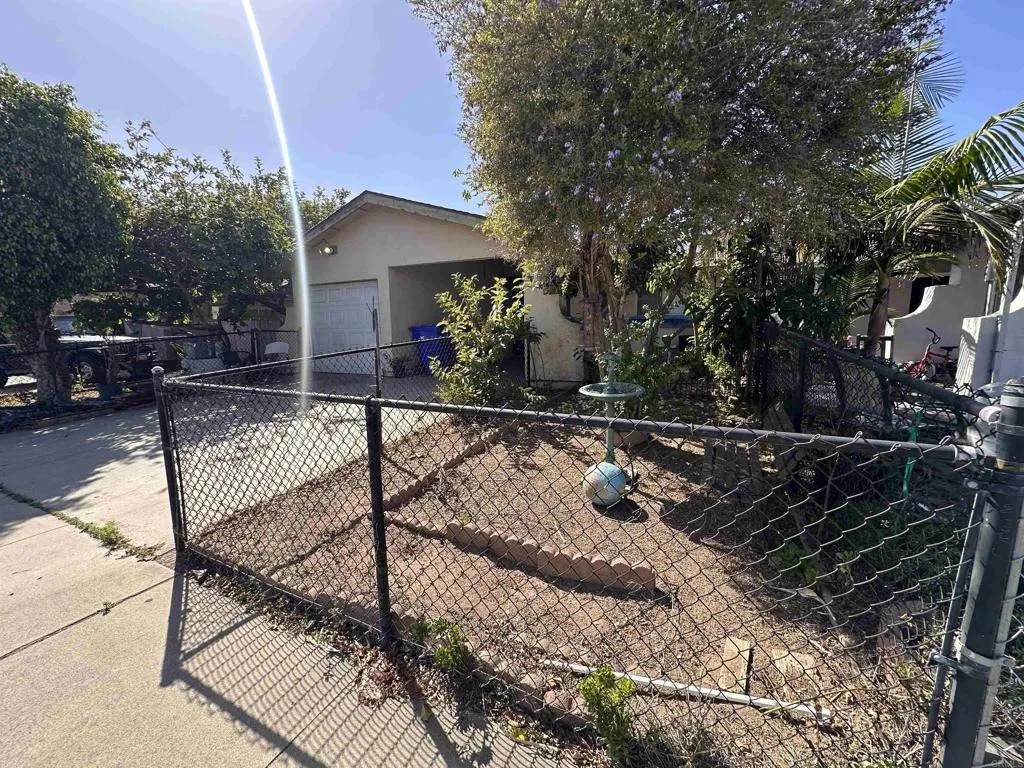 https://bt-photos.global.ssl.fastly.net/sandiego/orig_boomver_1_306734223-1.jpg