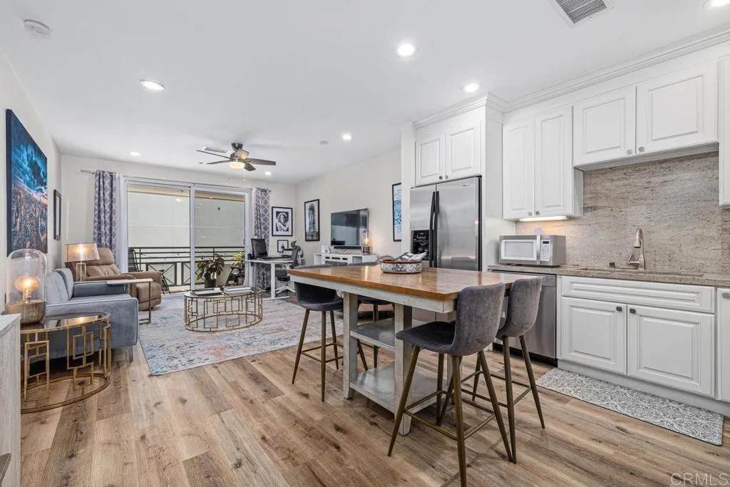 550 Park Boulevard - Photo 1
