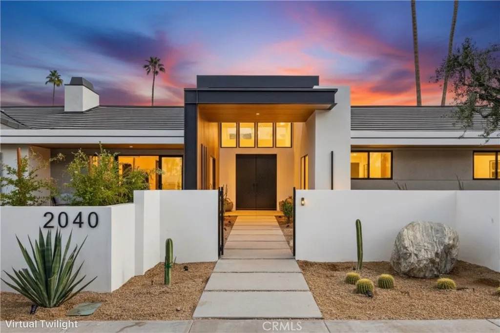 2040 Chico - Photo 1
