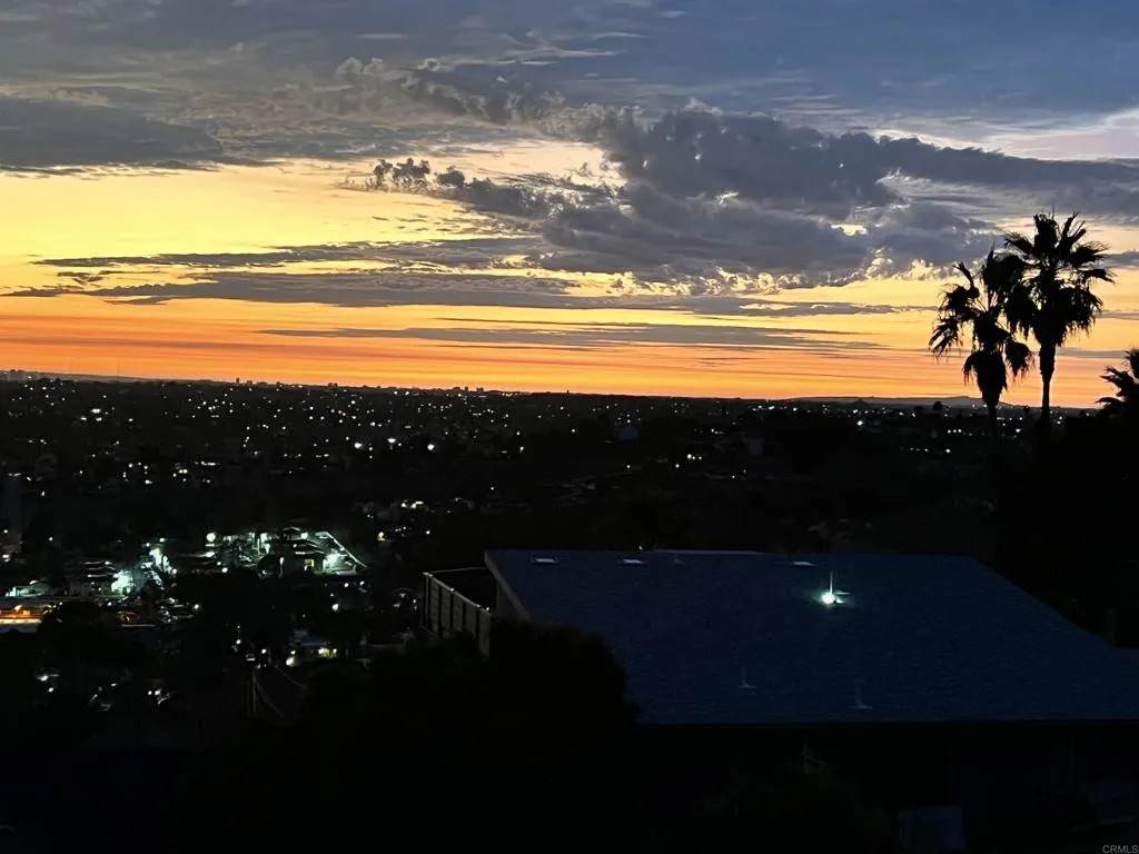 https://bt-photos.global.ssl.fastly.net/sandiego/orig_boomver_1_306736328-1.jpg
