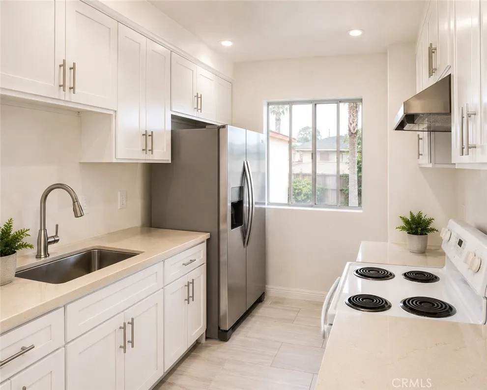1120 Bahia Court - Photo 1