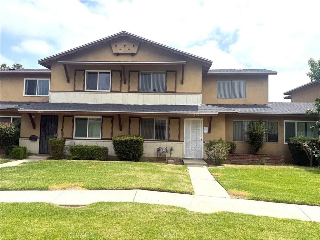 12912 Indian Lane - Photo 1