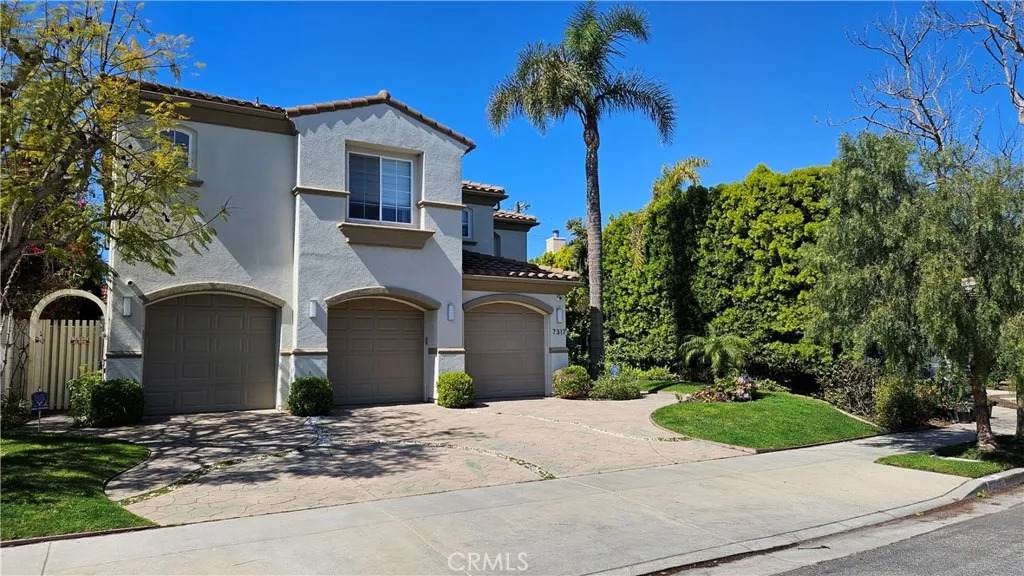 7317 Dunbarton - Photo 1