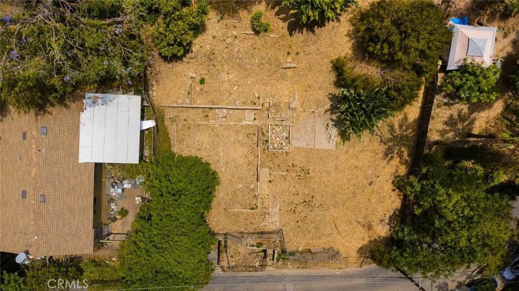 364 Crane Blvd. - Photo 1