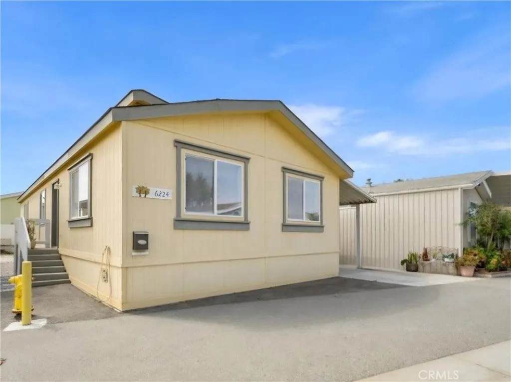 6224 Beachcomber Drive - Photo 1