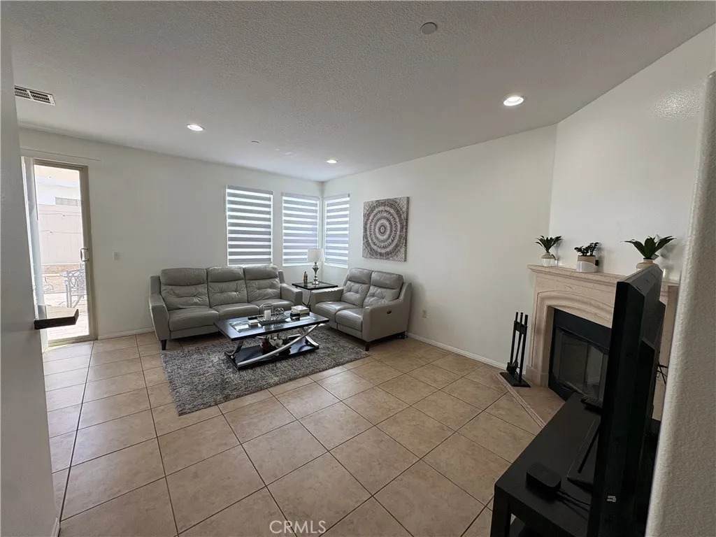 https://bt-photos.global.ssl.fastly.net/sandiego/orig_boomver_1_306740118-1.jpg