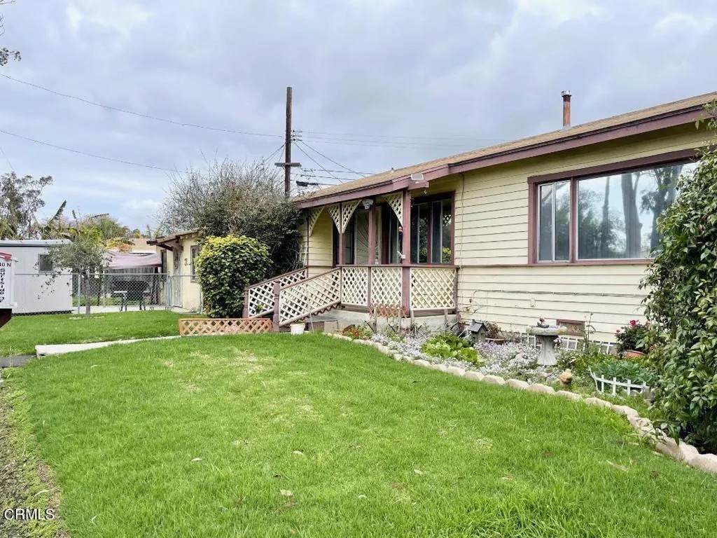 240 Surfside Drive - Photo 1