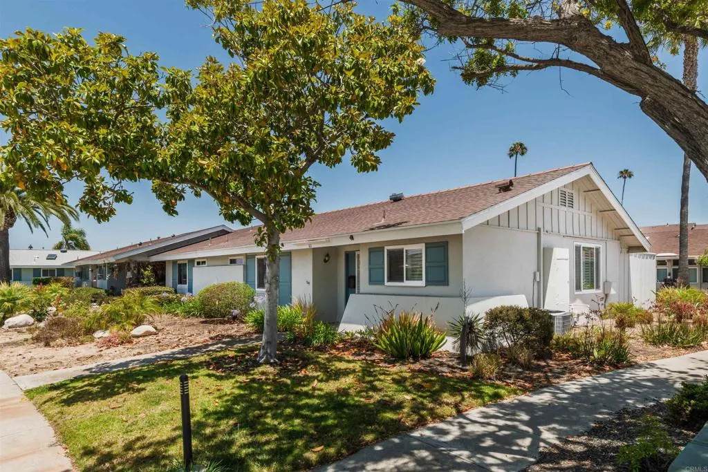 3685 Vista Campana - Photo 1
