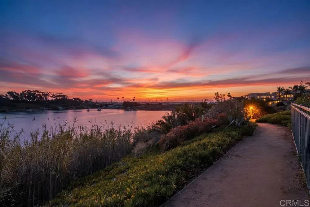 https://bt-photos.global.ssl.fastly.net/sandiego/orig_boomver_1_306742871-1.jpg