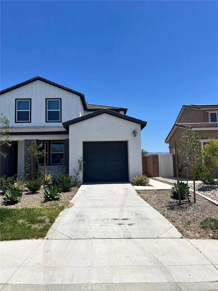2437 Crater - Photo 1