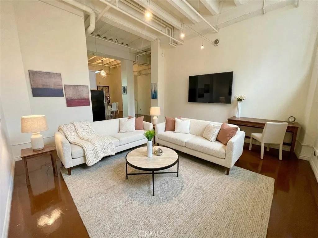 312 5th Street - Photo 1