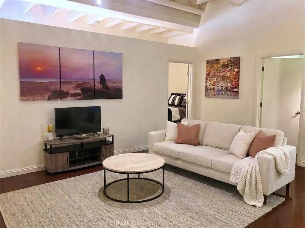 312 5th Street - Photo 1