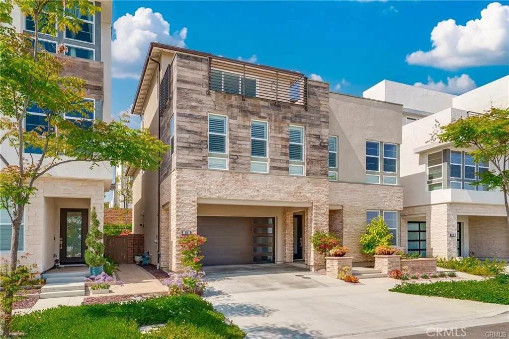 438 Sycamore Dr. - Photo 1