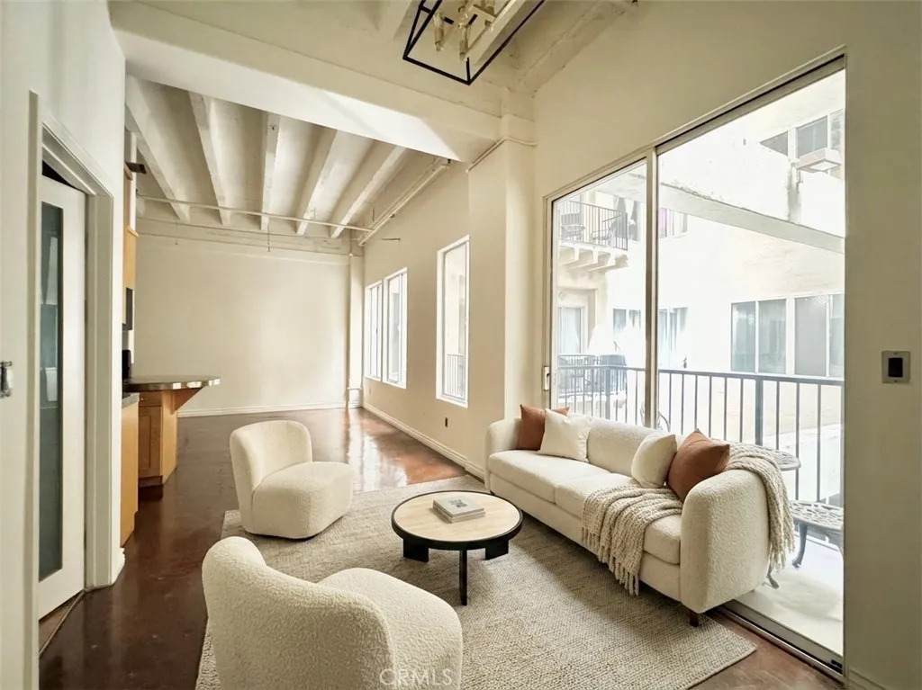 312 5th Street - Photo 1