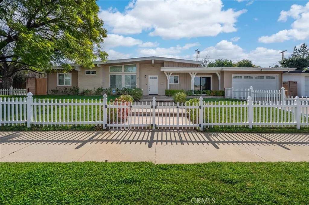 23000 Brenford - Photo 1