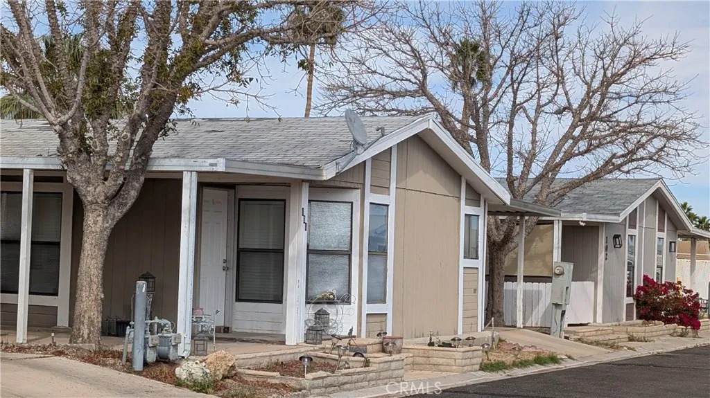 3589 Wells - Photo 1