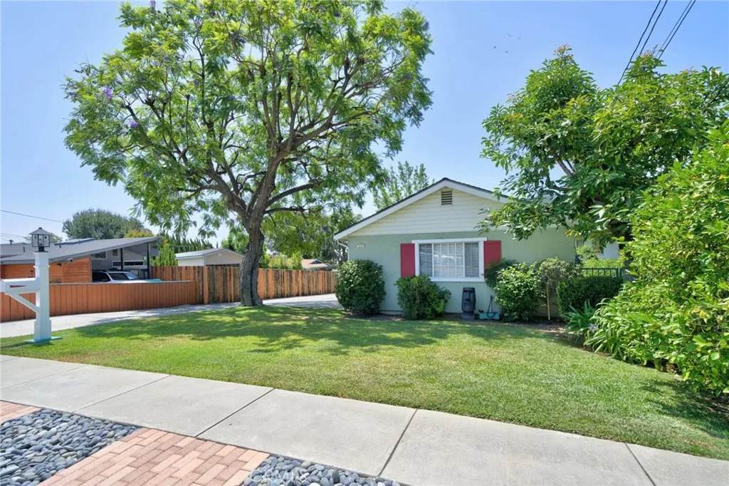 300 Laurel Avenue - Photo 1
