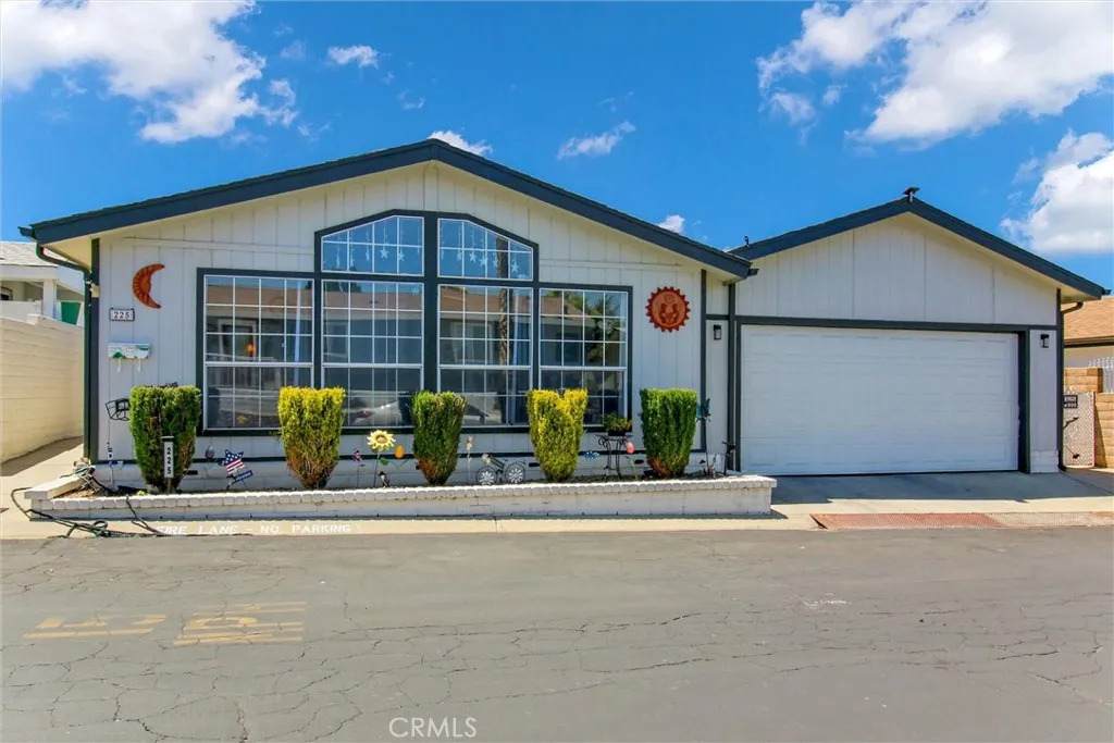 3800 Wilson - Photo 1