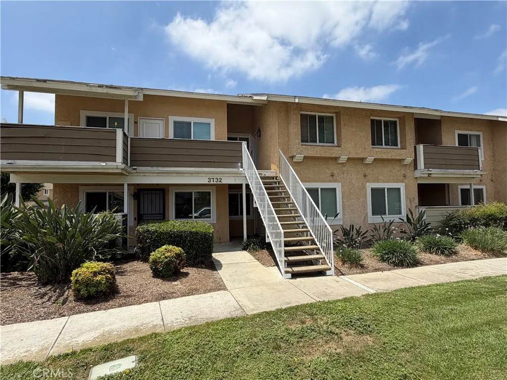 3732 Oak Creek - Photo 1