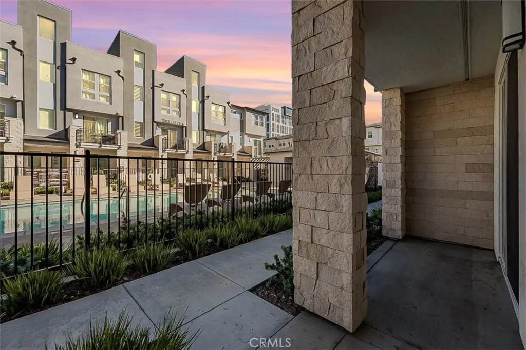 1415 West Cara Drive - Photo 1