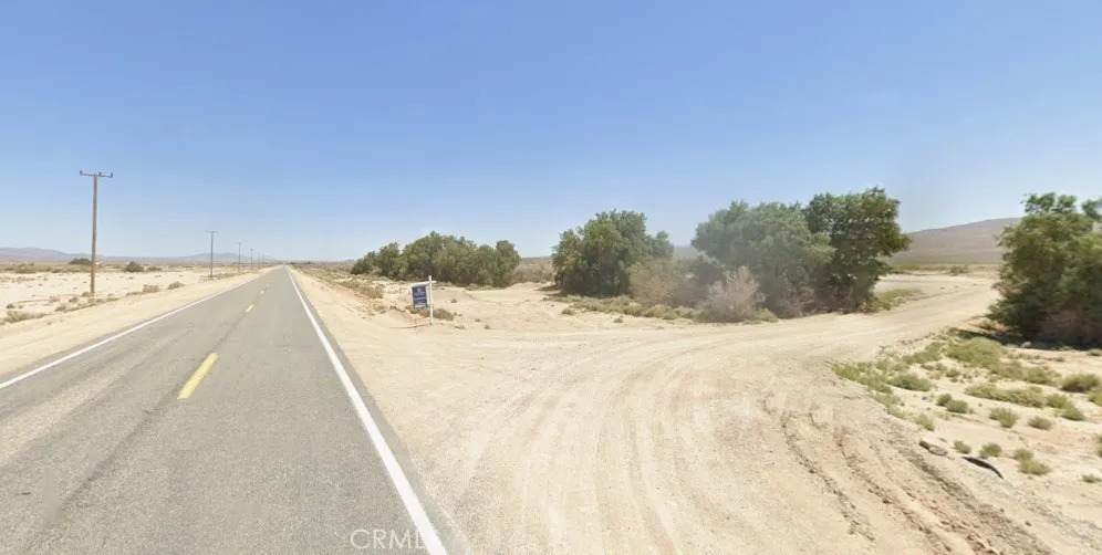 9 Center - Photo 1