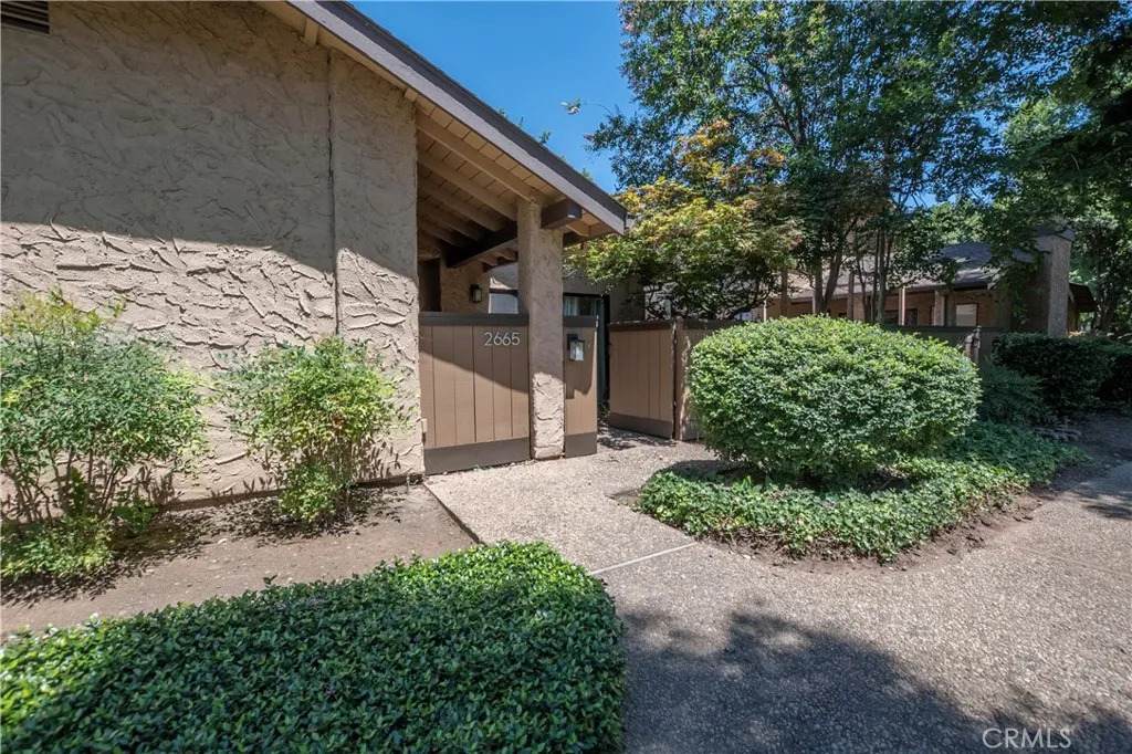 2665 Waverly Court - Photo 1