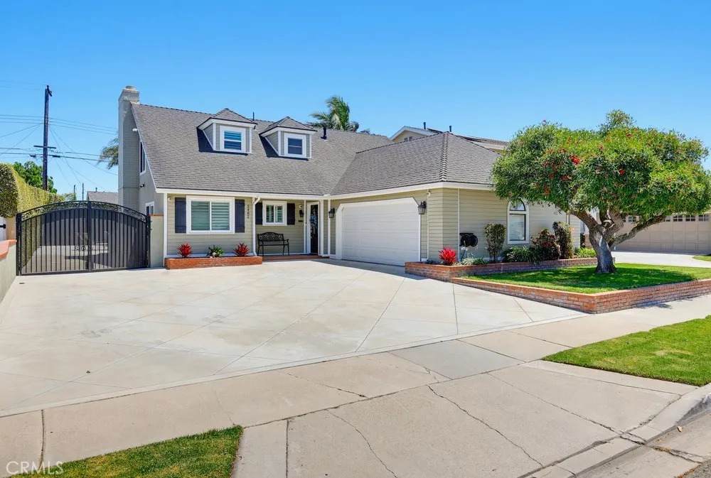 5482 Park - Photo 1