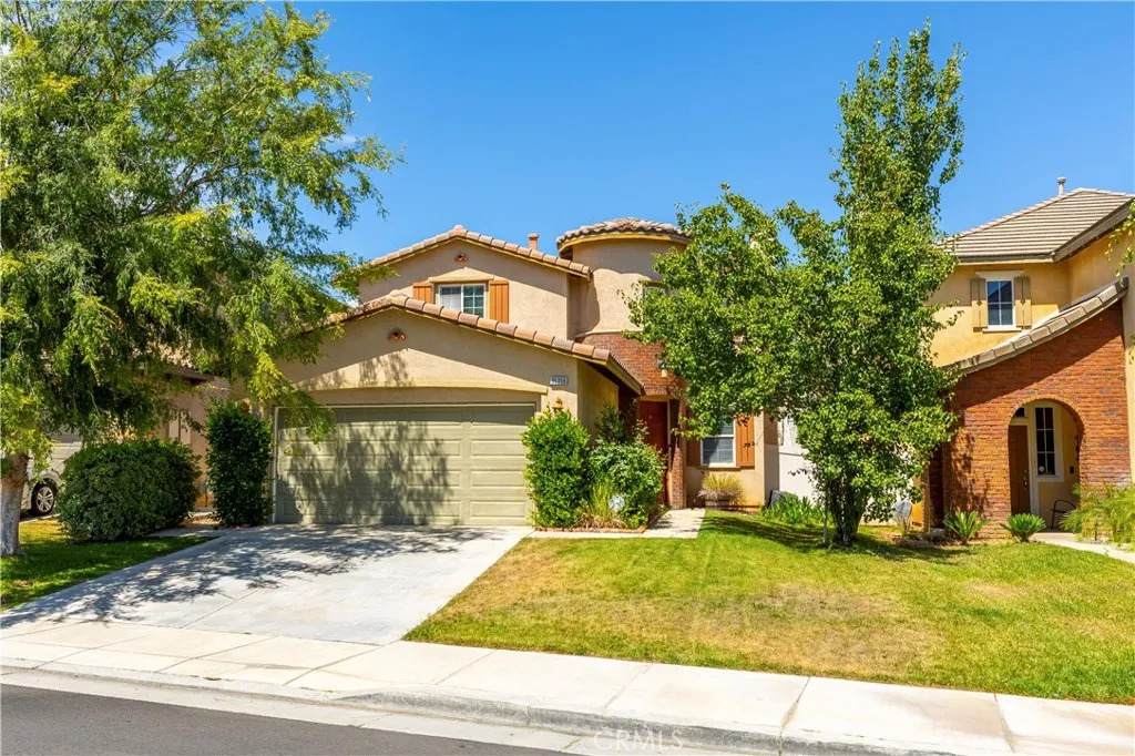 35356 Trevino - Photo 1