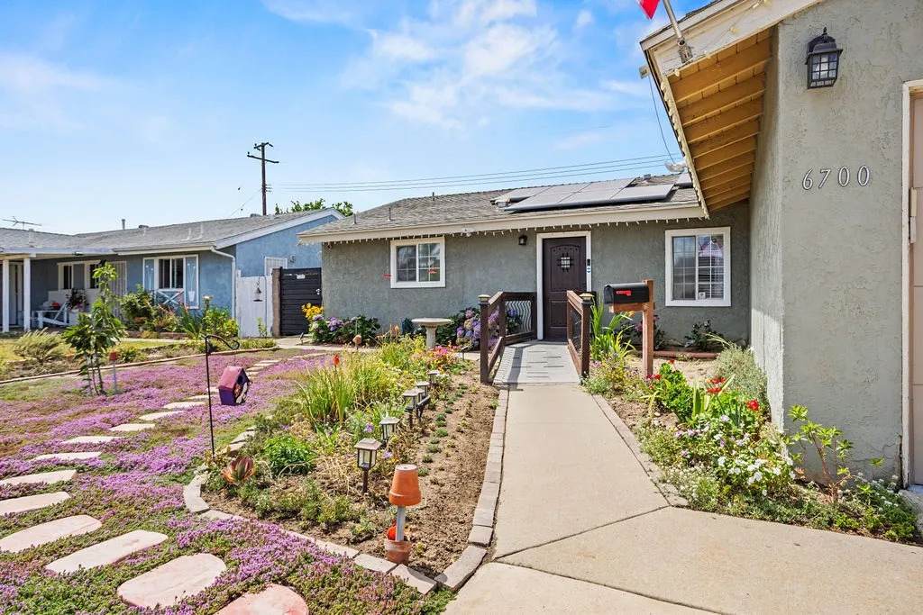 https://bt-photos.global.ssl.fastly.net/sandiego/orig_boomver_1_306759802-1.jpg