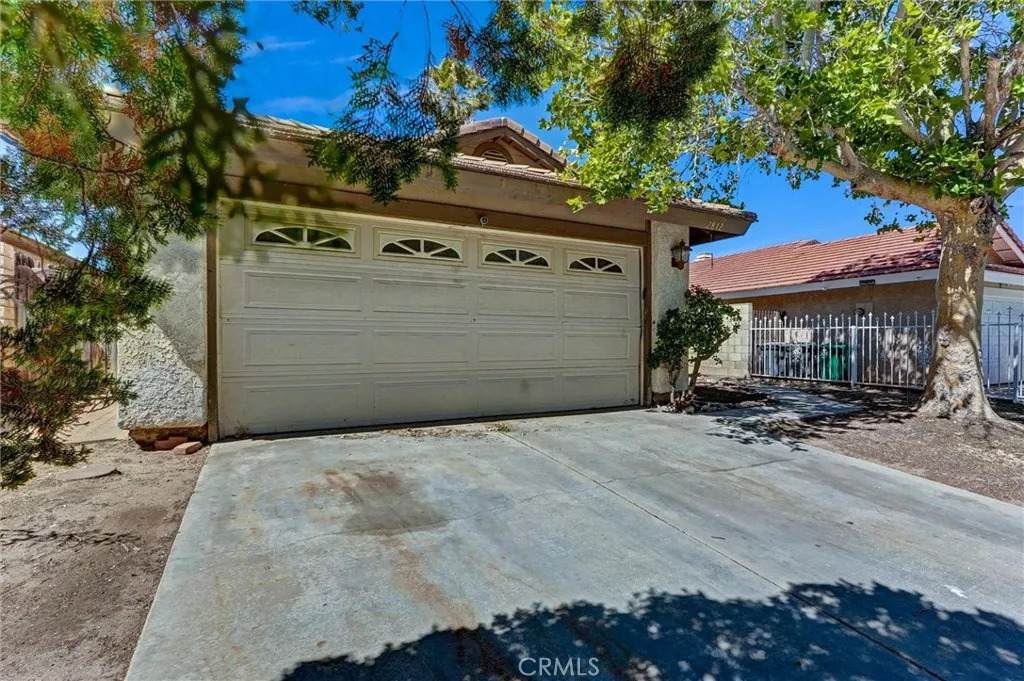 2812 Fairfield Avenue - Photo 1