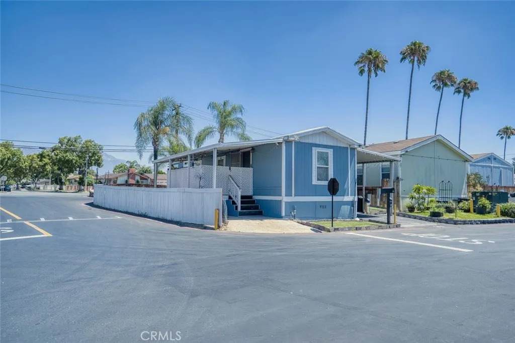 https://bt-photos.global.ssl.fastly.net/sandiego/orig_boomver_1_306760438-1.jpg