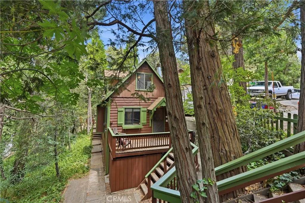 23404 Cloudview - Photo 1