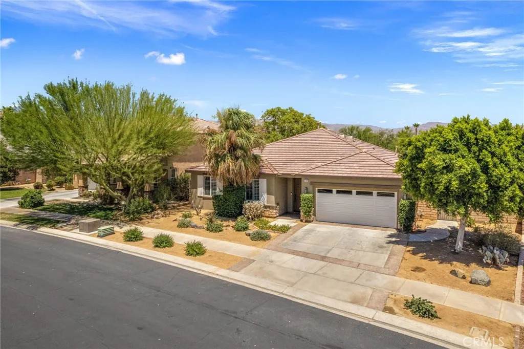 43680 Riunione Place - Photo 1